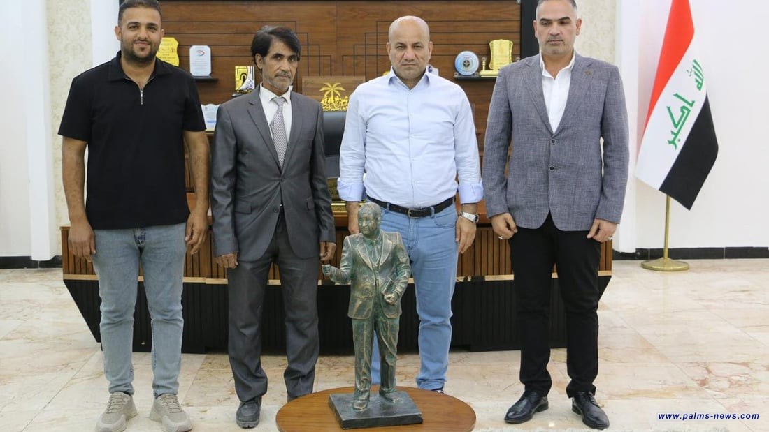 مصطفى جواد يعود للخالص بمجسم مصغر سيكون تمثالاً شامخا له